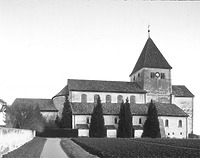 Aufnahme von Südwest, 1981 / Pfarrkirche St. Georg in 78479 Reichenau, Oberzell