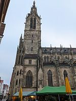 Ansicht von Südosten / Marienkirche (ev. Stadtkirche St. Maria) in 72764 Reutlingen (19.10.2022 - Christin Aghegian-Rampf)