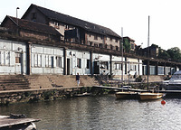 Blumsches Freibad, Ansicht NO, 1993
Quelle: Heinrich Bechert & Partner (Bruchsal, Ingenieurbüro für Bauwesen) / Blumsches Freibad in 69115 Heidelberg-Bergheim