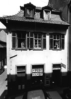 Wohn- und Geschäftshaus 
Urheber: Regierungspräsidium Karlsruhe, RPK, Ref. 26 / Wohn- und Geschäftshaus  in 69117 Heidelberg-Altstadt