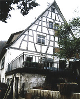 Doppelhaus, Ansicht von Osten, 
Urheber:: Reck, Hans-Hermann (Büro für Bauhistorische Gutachten) / Doppelwohnhaus in  6941 Eberbach-Igelsbach  