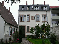 Westansicht / Wohnhaus in 68723 Schwetzingen (05.05.2010 - Aldinger Architekten Stuttgart) Westansicht / Wohnhaus in 68723 Schwetzingen (05.05.2010 - Aldinger Architekten Stuttgart)