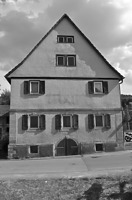 Nord Ansicht / Bäuerliches Wohnhaus des Einhaustyps in 74172 Neckarsulm-Dahenfeld (20.05.2011) Nord Ansicht / Bäuerliches Wohnhaus des Einhaustyps in 74172 Neckarsulm-Dahenfeld (20.05.2011)