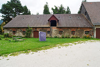 Nordfassade ehem. Kuhstall Dotternhausen / Schloss Dotternhausen, ehem. Kuhstall in Dotternhausen (04.08.2011 - Hermann (2011))