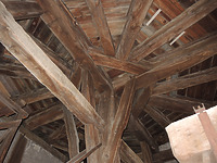 Martinskirche in 70599 Stuttgart, Plieningen (06.11.2013 - strebewerk) Martinskirche in 70599 Stuttgart, Plieningen (06.11.2013 - strebewerk)