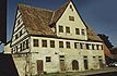 Haus Bühler am Originalstandort in Öschelbronn-Gäufelden / Sog. Haus Bühler, Doppel-Wohnstallhaus aus Öschelbronn in 71126 Öschelbronn (22.10.1990 - http://www.freilichtmuseum-beuren.de/museum/rundgang/haus-aus-oeschelbronn-im-aufbau-einlagerungsschuppen-oeschelbronn/) Haus Bühler am Originalstandort in Öschelbronn-Gäufelden / Sog. Haus Bühler, Doppel-Wohnstallhaus aus Öschelbronn in 71126 Öschelbronn (22.10.1990 - http://www.freilichtmuseum-beuren.de/museum/rundgang/haus-aus-oeschelbronn-im-aufbau-einlagerungsschuppen-oeschelbronn/)