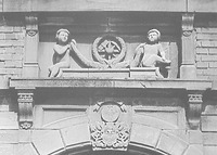 Relief über der Haustür / Steinmetzhaus aus Wangen in 73117 Wangen (25.11.1987) Relief über der Haustür / Steinmetzhaus aus Wangen in 73117 Wangen (25.11.1987)