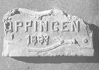 Ziegel aus dem Erdgeschossmauerwerk; Inschrift: "Göppingen 1883" / Steinmetzhaus aus Wangen in 73117 Wangen (25.11.1987) Ziegel aus dem Erdgeschossmauerwerk; Inschrift: "Göppingen 1883" / Steinmetzhaus aus Wangen in 73117 Wangen (25.11.1987)