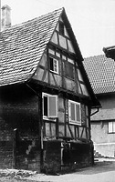 Straßengiebel (1973) / Fachwerkhaus in 75417 Lienzingen (Bildindex Foto Marburg; Neg. Nr. LDA Karlsruhe 1525/22a)