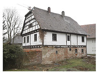 Ehem. Wirtschaftsgebäude bzw. Kanzlei des Oberamtmannes im ehem. Zisterzienserinnen-Reichsstift Gutenzell; Ansicht Nord-West (2011) / Ehem. Kanlzei des Oberamtmannes in 88484 Gutenzell-Hürbel (01.11.2011 - strebewerk) Ehem. Wirtschaftsgebäude bzw. Kanzlei des Oberamtmannes im ehem. Zisterzienserinnen-Reichsstift Gutenzell; Ansicht Nord-West (2011) / Ehem. Kanlzei des Oberamtmannes in 88484 Gutenzell-Hürbel (01.11.2011 - strebewerk)