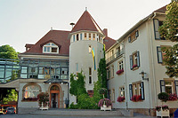 Rathaus, Basler Straße 30, Ansicht von Süden / Massivbau in 79189 Bad Krozingen (Bildarchiv, Landesamt für Denkmalpflege im Regierungspräsidium Stuttgart, Dienstsitz Freiburg)