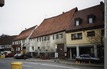Straßenfassade, Ansicht gegen Osten (1993) / Wohnhaus in 73614 Winterbach (02.05.1993 - Bildindex Foto Marburg: LAD Baden-Württemberg, Stuttgart, Foto: Kempter, ?; Aufnahme-Nr. ladbw-p1879 (color)) Straßenfassade, Ansicht gegen Osten (1993) / Wohnhaus in 73614 Winterbach (02.05.1993 - Bildindex Foto Marburg: LAD Baden-Württemberg, Stuttgart, Foto: Kempter, ?; Aufnahme-Nr. ladbw-p1879 (color))