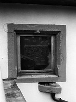 Rücktraufe im 2. OG (Schüttstein unter dem Fenster) / Wohnhaus in 79219 Staufen, Staufen im Breisgau (Stadtarchiv Staufen )