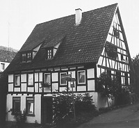 Westtraufe (1987) / Fachwerkhaus in 75180 Dillweißenstein (LAD Baden-Württemberg, Außenstelle Karlsruhe, Microfiche-Scan mi08632b05)