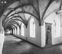Kreuzgang Ostflügel nach Süden (1979) / Ehem. Zisterzienserinnenabtei Heiligkreuztal in 88499 Heiligkreuztal (Bildindex Foto Marburg (mi05710d10a); LDA BW Tübingen/Bebenhausen)