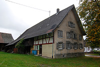 Westgiebel und nördliche Traufseite / Ehem. Gasthof Linde in 88693 Deggenhausertal, Lellwangen (24.09.2012 - A. Kuch)