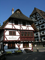 ehemaliges Kornschreiberhaus / ehemaliges Kornschreiberhaus in 73312 Geislingen, Geislingen an der Steige (31.08.2005 - http://www.kirchenbezirk-geislingen.de/kunst-und-kultur/interessantes-im-kirchenbezirk/geislinger-abendmahlsstreit/ (abgerufen am 4.10.2013)) ehemaliges Kornschreiberhaus / ehemaliges Kornschreiberhaus in 73312 Geislingen, Geislingen an der Steige (31.08.2005 - http://www.kirchenbezirk-geislingen.de/kunst-und-kultur/interessantes-im-kirchenbezirk/geislinger-abendmahlsstreit/ (abgerufen am 4.10.2013))