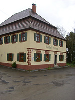 Ansicht von Südosten / Gasthof Neuhaus in 72355 Schörzingen (07.08.2013 - Michael Hermann)
