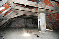 Mittelbau (2. DG) / Gutshof Treherz in 88319 Treherz (29.03.2012 - A. Kuch) Mittelbau (2. DG) / Gutshof Treherz in 88319 Treherz (29.03.2012 - A. Kuch)