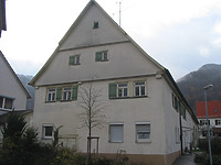 Ansicht des Wohngebäudes von Osten / ehem. Zehntscheune in 73252 Lenningen, Oberlenningen