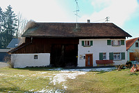 Westliche Traufseite / Bauernhaus in 88430 Rot an der Rot, Haslach (26.01.2012 - A. Kuch)