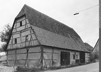 Übereckansicht von Südosten (1985) / Zehntscheune in 71336 Waiblingen-Bittenfeld (Bildindex Foto Marburg: LAD BW/Stuttgart; Aufnahme-Nr. ladbw-p1447; Bilddatei ladbw-p1447)