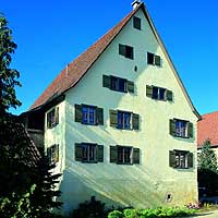 Vogtshof in 78595 Hausen ob Verena (http://schwaebischer-heimatbund.de/denkmalschutz/denkmalschutzpreis/archiv_seit_1978/2006.html, letzter Zugriff 18.11.2014) Vogtshof in 78595 Hausen ob Verena (http://schwaebischer-heimatbund.de/denkmalschutz/denkmalschutzpreis/archiv_seit_1978/2006.html, letzter Zugriff 18.11.2014)